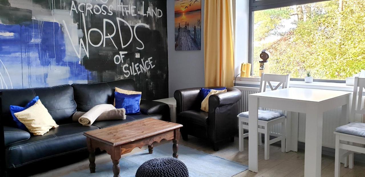 2 Bedrooms House With Enclosed Garden And Wifi At Slezska 오스트라바 외부 사진